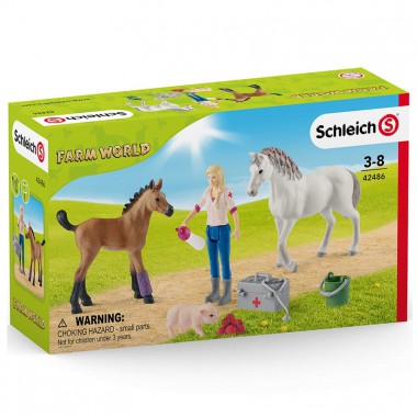 Schleich - Weterynarz odwiedzający klacz i źrebię 42486