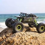 COIL Zdalnie sterowany samochód auto RC pilot 4x4 terenowy pojazd rock 1:18 zielony